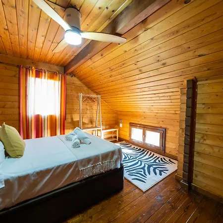 Alpstuga La Haima, Casa De Madera Con Vistas Al Mar *